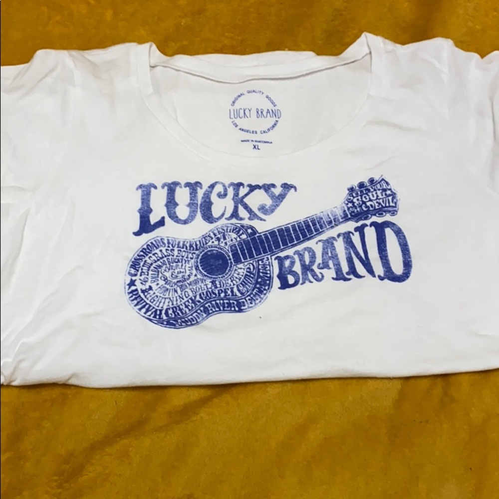 Lucky Brand Tshirt